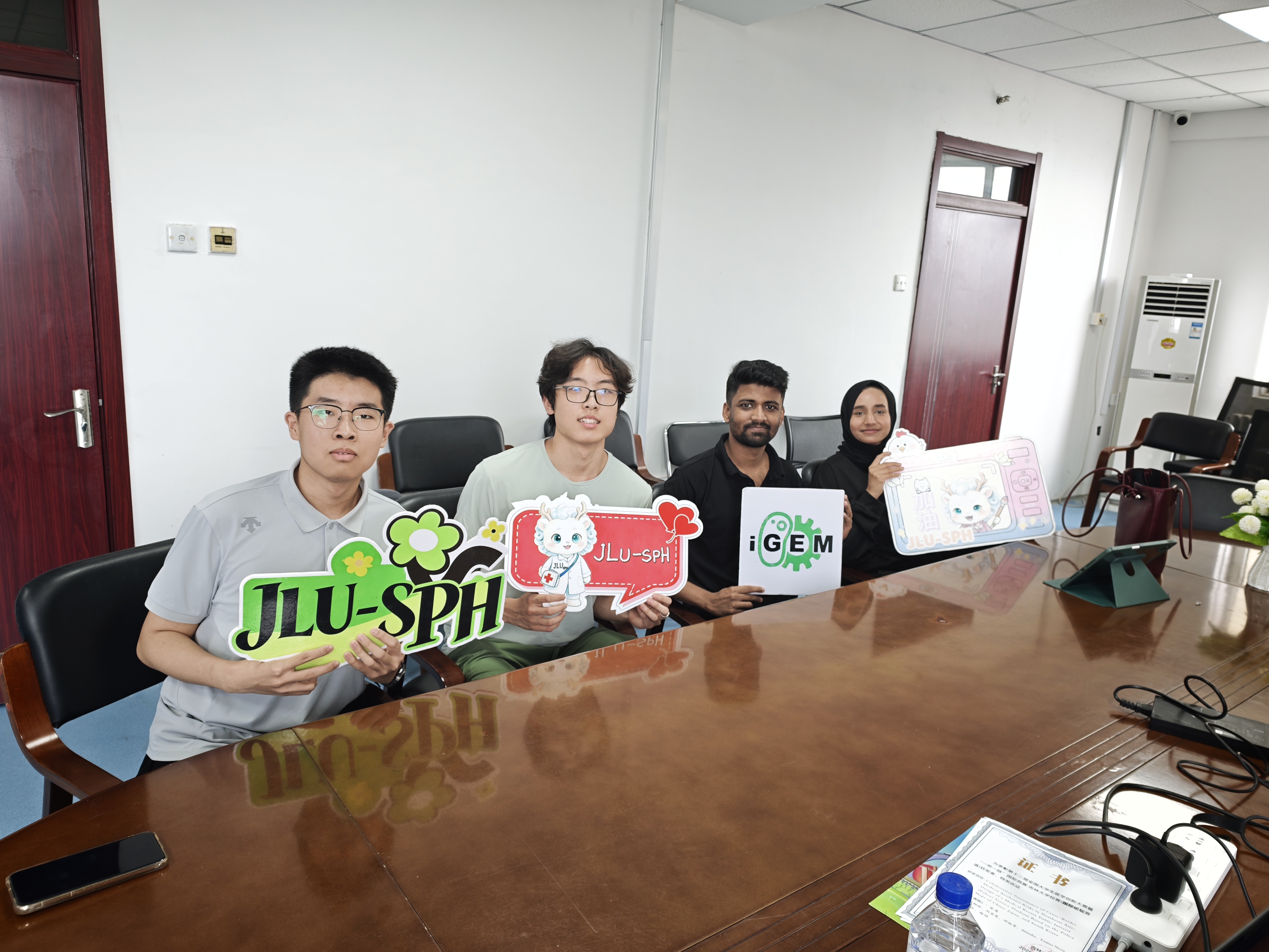 Young people from different countries in a synthetic biology dialogue