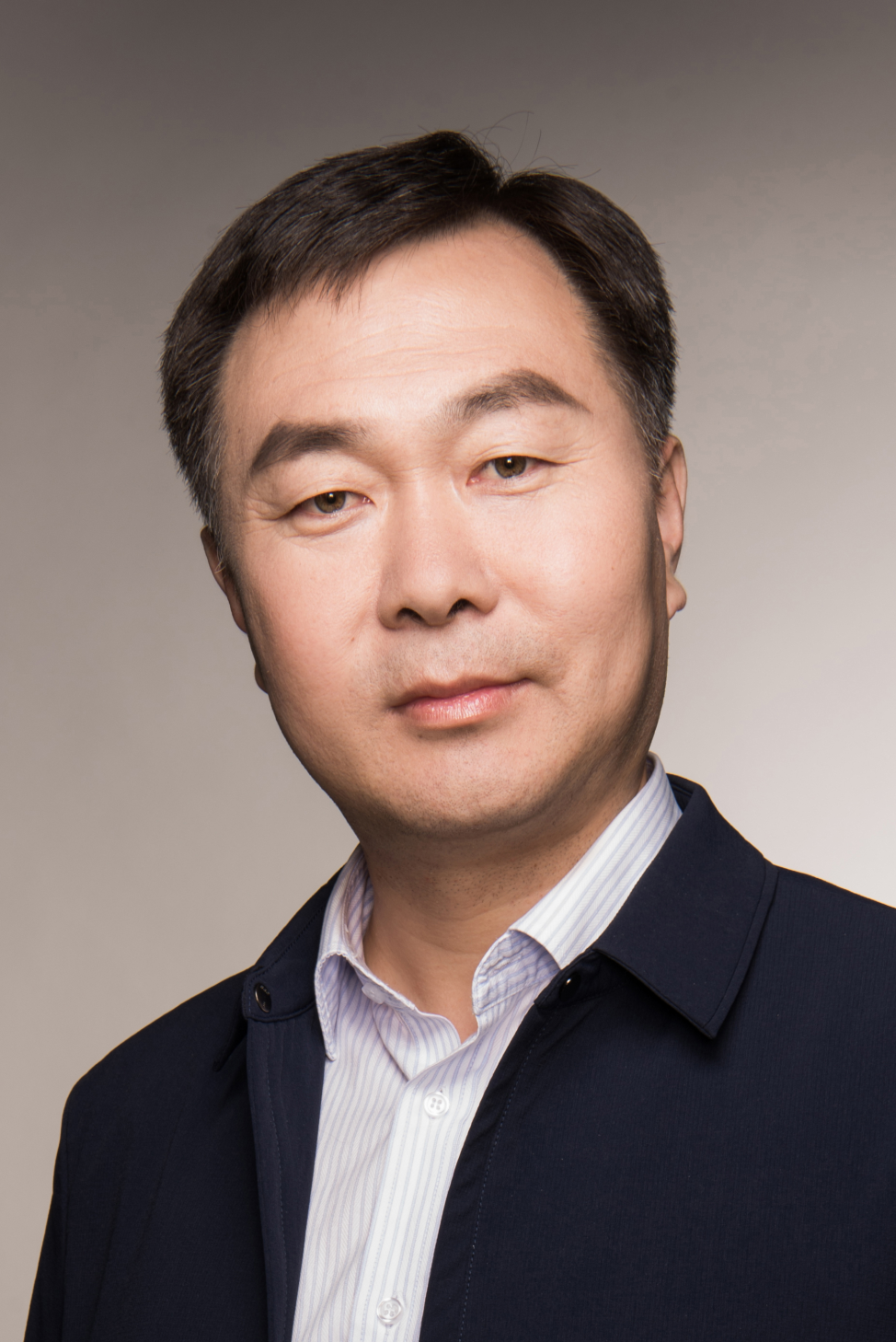 Portrait of Vice Dean Changgui Kou
